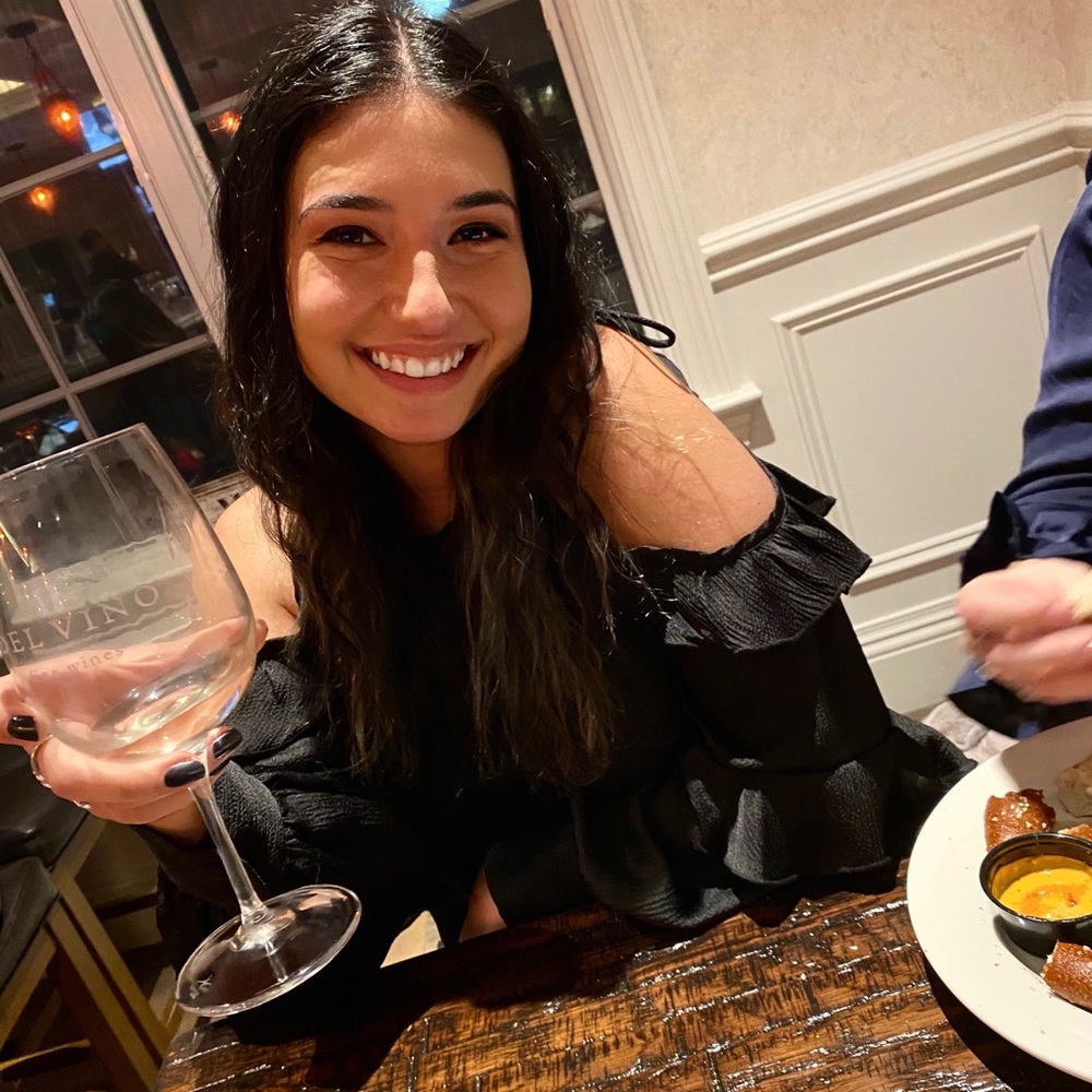 Meet your Posher, Nikki